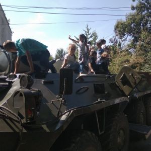 На День города Рени измаильские пограничники устроили выставку военной техники и подарили праздничный концерт