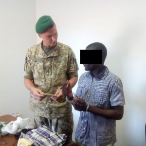 Пограничники Измаильского отряда задержали гражданина Исламской Республики Гамбия с чужим паспортом