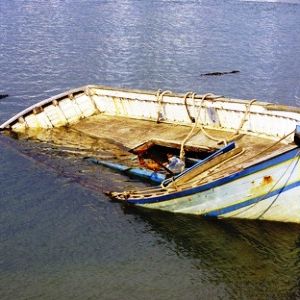 Рыбаки из-за непогоды не могли доплыть до берега в Ренийском районе
