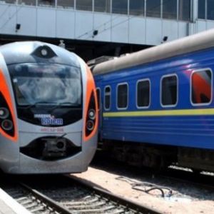 "Укрзализныця" подняла цены на билеты. Второй раз за год