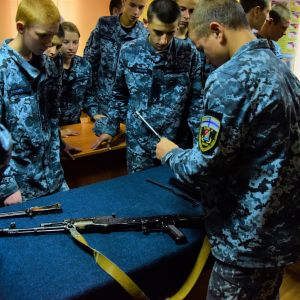 Измаильский учебно-тренировочный отряд морской охраны посетили лицеисты