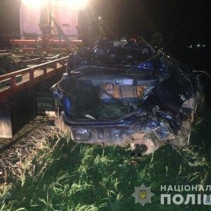 ДТП на Объездной дороге в Одессе: иномарка съехала с дороги в кювет, погиб один из пассажиров