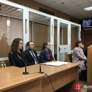 Семья избитой на камеру девушки потребует у обидчиц 2 миллиона грн за моральный ущерб