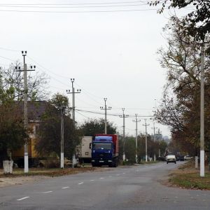 Измаил: движение автотранспорта по улице Нахимова ограничено: ведутся аварийные работы