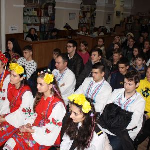В Измаильской центральной библиотеке широкомасштабно отметили День украинского языка (ФОТО)