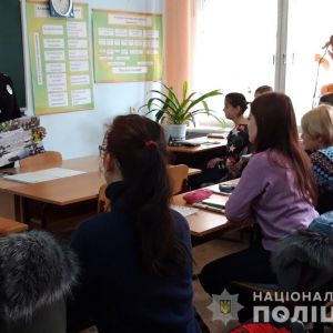 Измаильские правоохранители проводят профориентационную работу с выпускниками вузов