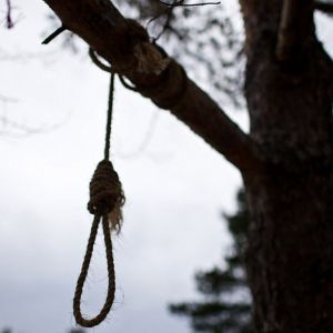 В Одесской области нашли повешенным 20-летнего парня