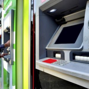 Украинцы смогут менять валюту прямо на почте: вся суть нового закона