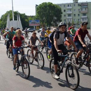 Сотни велолюбителей Измаила отпраздновали Велодень маршем по городу (ФОТО, ВИДЕО)