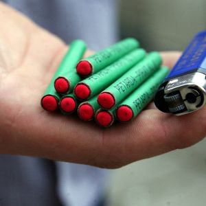 Опасные шутки: в Одесской области школьнику в капюшон бросили петарду