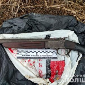 Полицейские задержали мужчину, который разгуливал по Измаилу с заряженным обрезом (ФОТО)