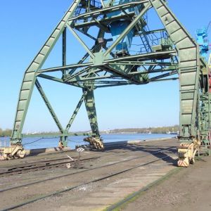 Администрация  Измаильского морского порта планирует капитально отремонтировать   подкрановые пути  двух причалов