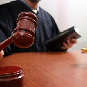 Педофилу, похитившему и изнасиловавшему мальчика в Одесской области, вынесен приговор