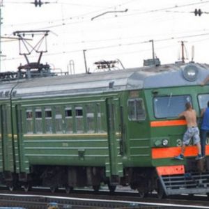 "Укрзалізниця" сообщает об увеличении травм и смерти подростков