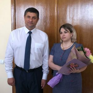 В Измаиле вручили документы на квартиру медицинскому работнику (ФОТО)