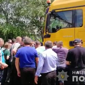 По факту незаконных действий на измаильском элеваторе полицейские начали несколько уголовных производств