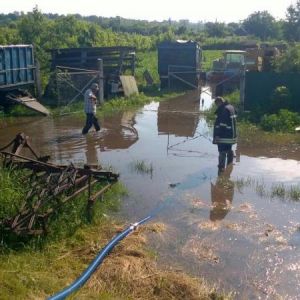 Угроза подтопления: в Одесской области вода перелилась через дамбы