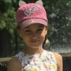 Пропавшую 11-летнюю девочку нашли мёртвой в выгребной яме