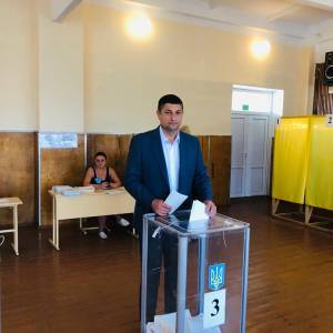 В Измаиле одним из первых проголосовал городской голова Андрей Абрамченко: "Измаильчане очень гордятся городом и дорожат его будущим. Я уверен, что сегодня будет очень высокая явка" (ФОТО, ВИДЕО)