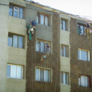 В Измаиле продолжается ремонт бывшего  общежития по Нахимова, 401. И не только