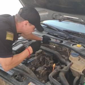 Измаильские пограничники не впустили в Украину два автомобиля с проблемными номерами кузова