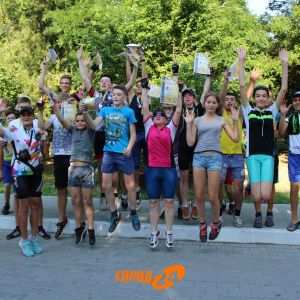 В Измаиле в День молодежи у Диорамы прошла велогонка (ФОТО)