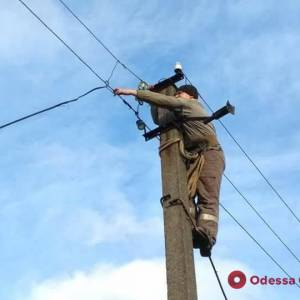 Непогода: в Одесской области обесточены 25 населенных пунктов