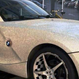 "Бриллиантовый" BMW из Молдовы колесит по Одессе (ФОТО, ВИДЕО)