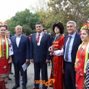 Традиционная выставка «Бессарабский вернисаж» снова в Измаиле (ФОТО)