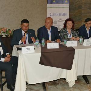 Начало положено: в Измаиле проходит стартовая конференция проекта "Чистая река" (ФОТО, ВИДЕО)