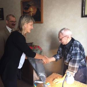 Александру Андреевичу Зарудняку вручили Почётный знак и удостоверение "Почётный гражданин Измаила"